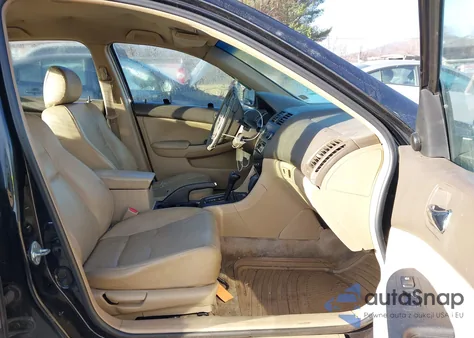 2004 Honda Accord 2.4 Lx from USA, damaged, VIN 1HGCM56314A127518